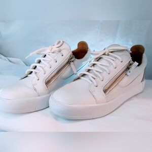 GIUSEPPE ZANOTTI Men's Frankie Low-Top Sneakers in White Leather, Size 40